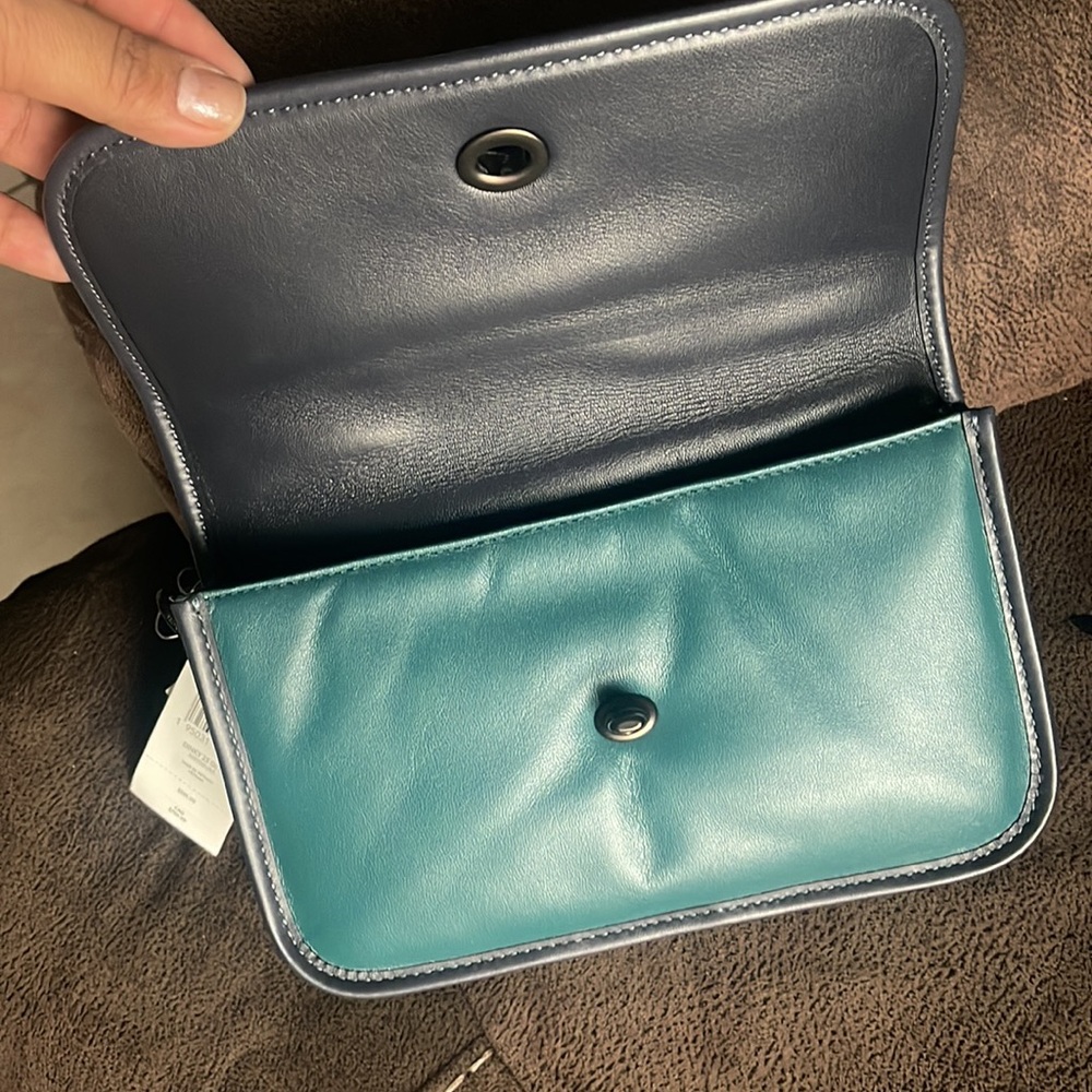 Coach Bag - Picture 3 of 4